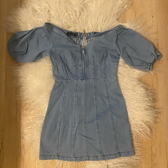 Jean off the shoulder mini cottage dress with zipper - Picture 2 of 5